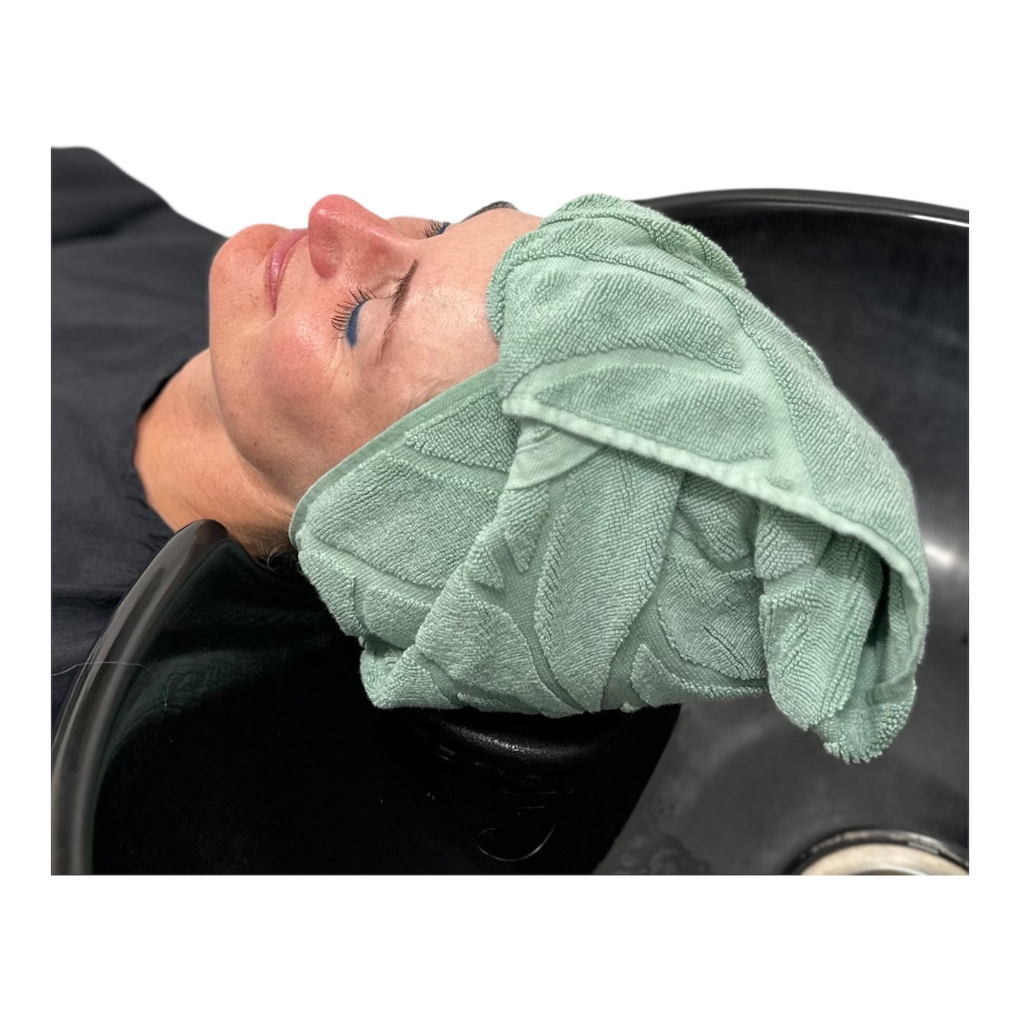 bleach safe salon towels, salon suite, aesthetician, salon suite essentials
